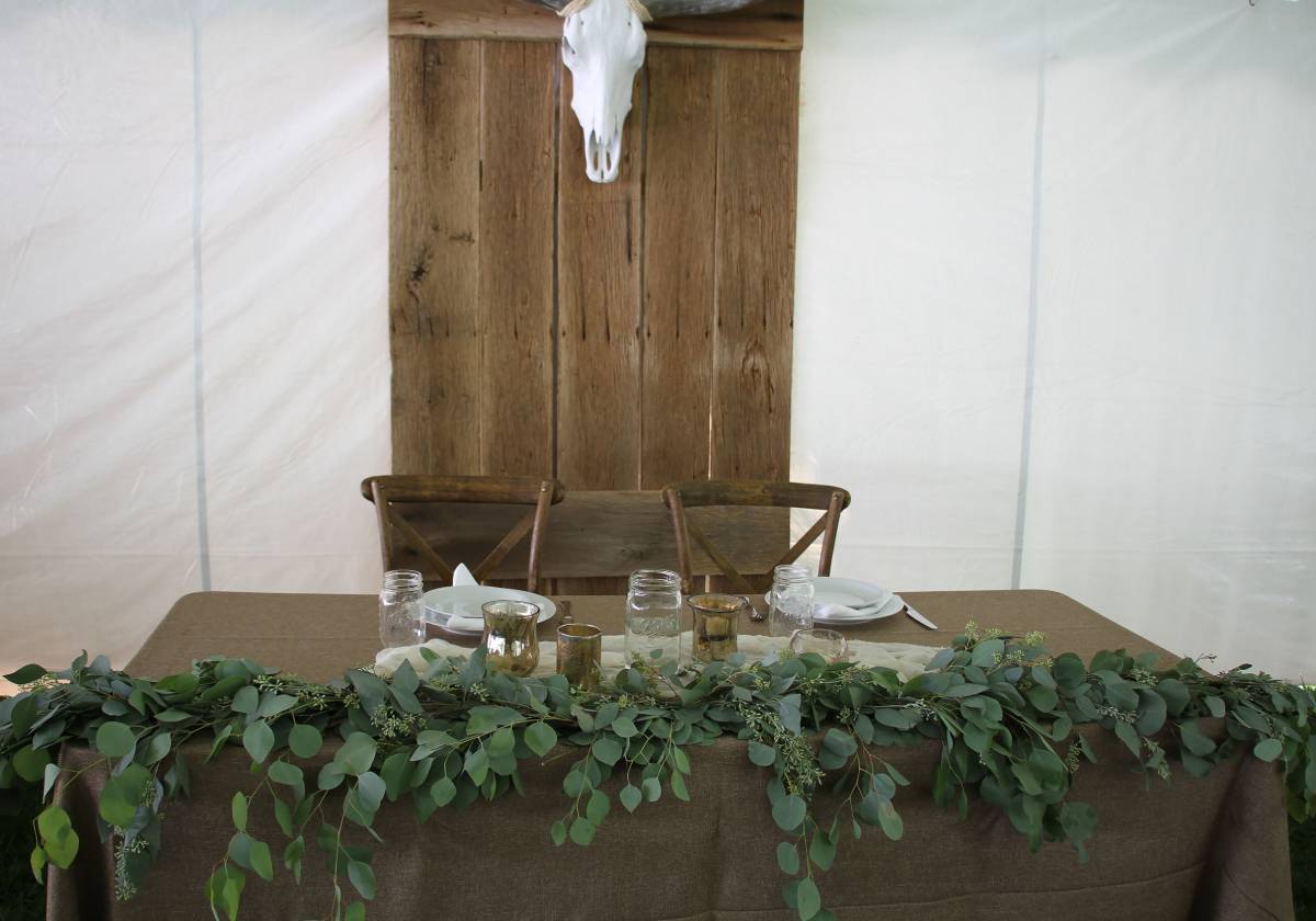 90x132 Jute Natural Tablecover On 6' Table